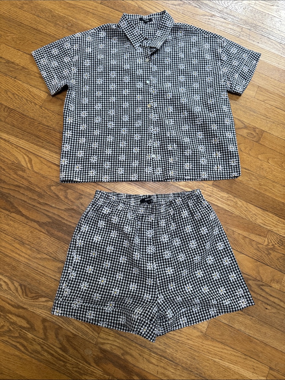 Black & White Gingham Floral Hybrid Shorts — Women’s Elastic-Waist